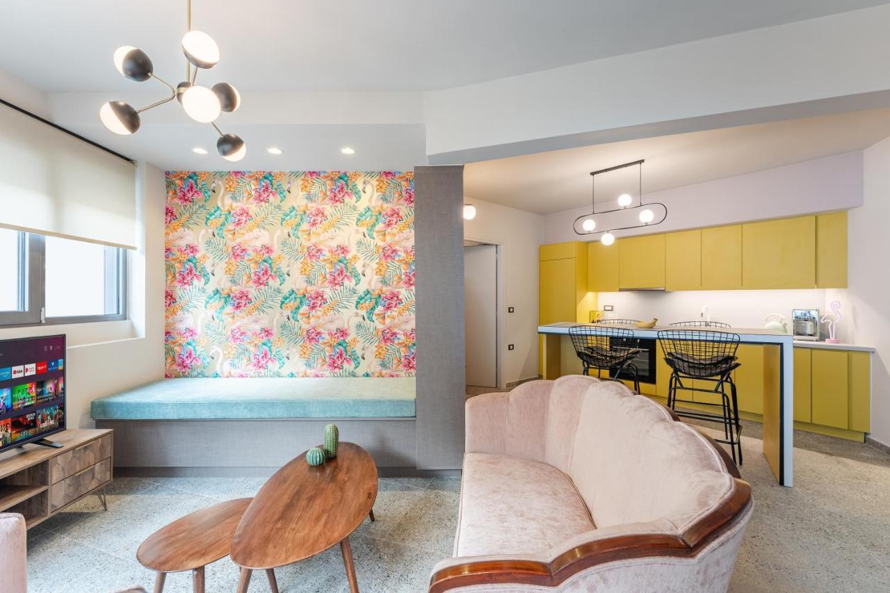 Pop Art Homm In Groovy Koukaki Apartment Athena Bagian luar foto