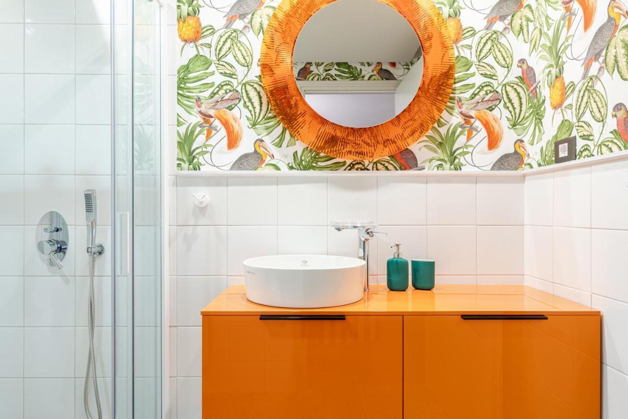 Pop Art Homm In Groovy Koukaki Apartment Athena Bagian luar foto